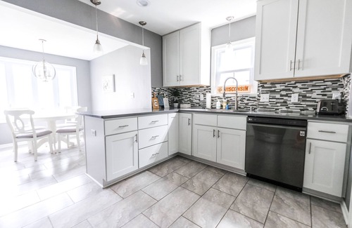 Wauwatosa Casa | Gorgeous home just steps from Froedtert/Tosa/MKE