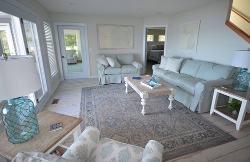 Northport Casa | North Star Cove-Northport-New- Luxury home-Hermosa Bahía Grand Traverse