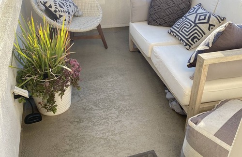Hermosa Beach Casa | Gorgeous home steps to the beach