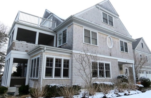 South Duxbury Casa | Gorgeous home steps from a private beach