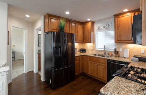 Grover Beach Casa | Gorgeous Home with Amazing Rooftop Deck in Grover Beach