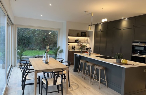 Kildare Casa | Gorgeous Kildare Country House just 30 minutes to Dublin City and Airport