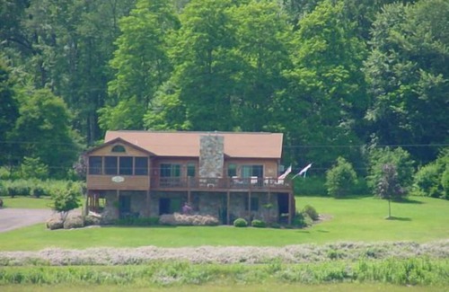 Alpine Lake Casa | Gorgeous Lake Front Resort casa en las montañas