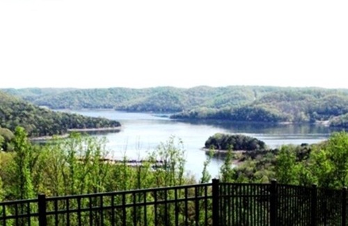 Lancaster Condominio | Vistas magnífico lago Frente de Centro Hill Lake en Cove Hollow