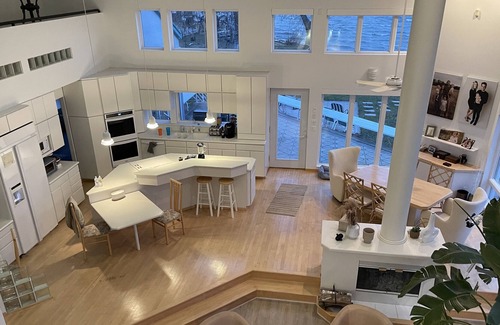 Detroit Lakes Casa | Gorgeous Large Lake Home Escape ❄️☀️