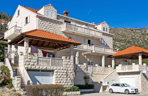 Zaton Apartamento | Precioso apartamento de lujo con vistas al mar ...