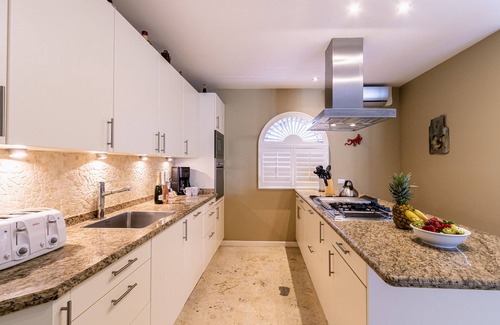 Sabana Liber Villapark Villa | Gorgeous Mansion, Private Pool, Outdoor Kitchen!