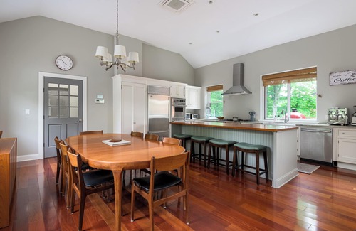 Middle Hope Casa | Gorgeous MidCentury Retreat | Pool, Grill & Gym