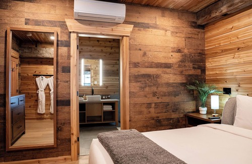 Revelstoke Cabina | Gorgeous Mountain Getaway Cabin
