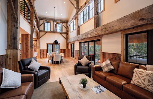 Revelstoke Cabina | Gorgeous Mountain Getaway Cabin
