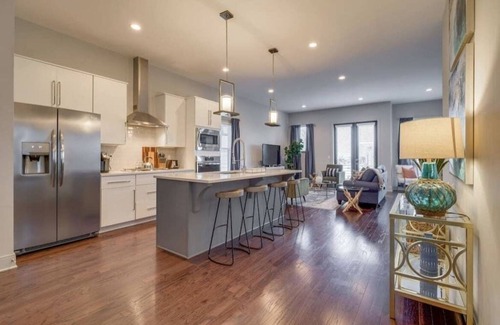 Edgehill Casa | Gorgeous Nashville Home, 2miles to Lower Broadway
