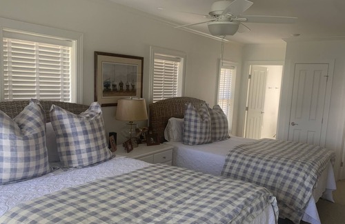 Mount Gilead Casa | Gorgeous newly remodeled lakehouse on beautiful, tranquil, and fun Lake Tillery.