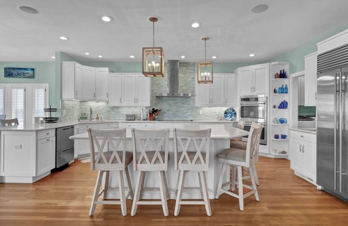 Carolina Beach Casa | Preciosa casa frente al mar con piscina y jacuzzi! Nuevo en el mercado de alquiler en 2020