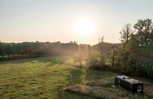 Wuustwezel Casa | Gorgeous Off-Grid Tiny House Near Antwerp, Belgium