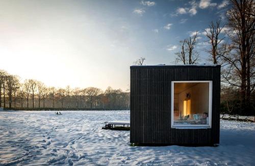 Wuustwezel Casa | Gorgeous Off-Grid Tiny House Near Antwerp, Belgium
