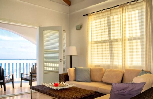 Placencia Complejo | Gorgeous One-Bedroom Ocean Suite at Umaya Resort & Adventures