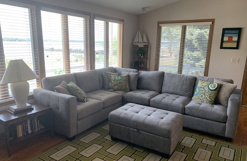 Clear Lake Casa | Gorgeous Panoramic Lake View Home