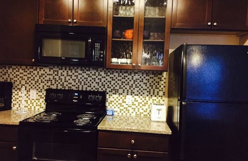 Grogan's Mill Apartamento | Gorgeous Pool View 1 Bedroom / 1 Bath Condo en The Woodlands