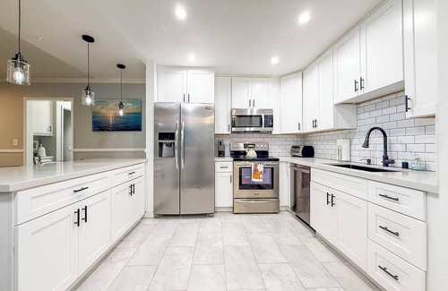 Santa Ana Heights Condominio | HERMOSO, PRIVADO, TRANQUILO, PLAYA TRANQUILA Escondite