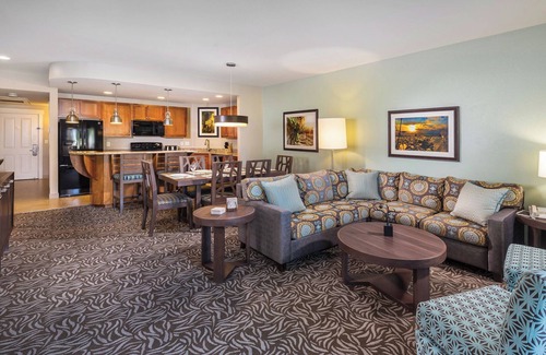 Windsor Complejo | Gorgeous Resort in California Wine Country, Windsor!