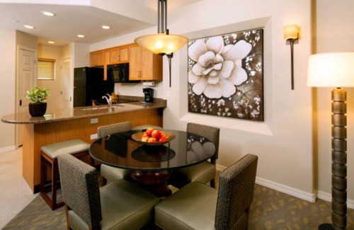 North Scottsdale Complejo | Gorgeous Resort - Only a 10 Minute Walk to TPC Scottsdale Golf Course!!!