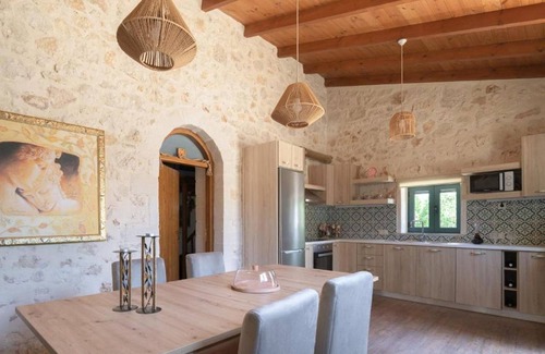 Old Town Rethymnon Villa | Exclusive Crete Villa | Classic Double Villa | Beautiful Terrace | Wi-Fi | Sea View | Rethymno