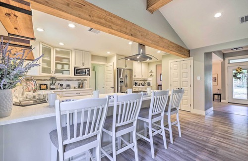 San Marcos Casa | Gorgeous San Marco Home w/ Patio & Grill!