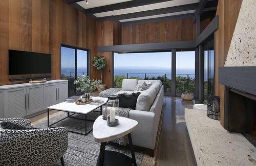 Campanil Casa | Gorgeous Santa Barbara Craftsman with Panoramic Ocean Views!