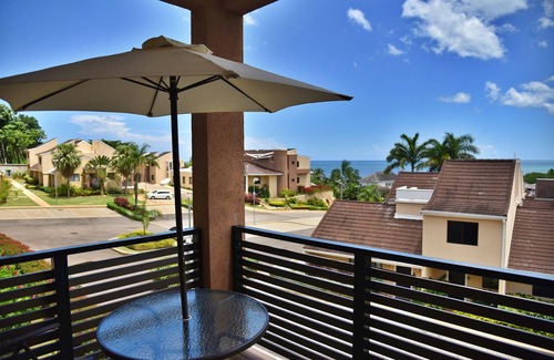 West End Condominio | Gorgeous Seaview Loft