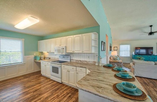 Avon Casa | Gorgeous Semi-Oceanfront - Amazing Ocean Views - Hot Tub~ Pirate Mini Golf- Avon