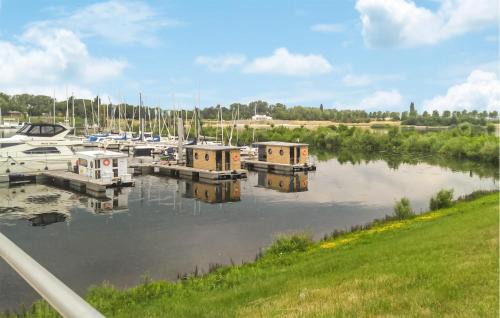 Ophoven Alquiler De Eote | Gorgeous Ship In Ophoven With Lake View