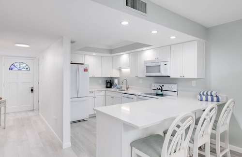 Sanibel Condominio | Gorgeous Top Floor Beach Condo at Breakers West