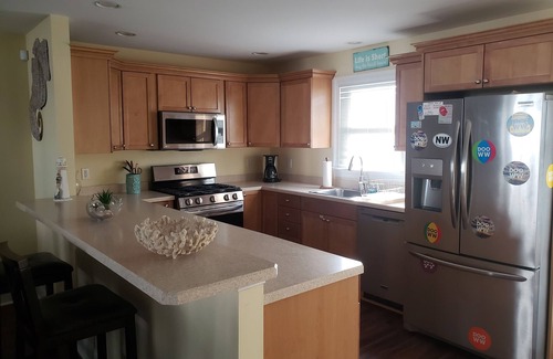Wildwood Casa | GORGEOUS Townhouse 1 Blk to Beach/ Boards !!!