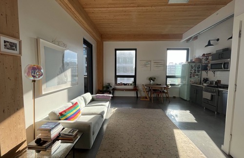 Williamsburg Apartamento | Gorgeous two bedroom with a huge terrace