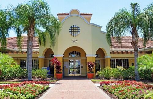 Florida Central Atlantic Coast Apartamento | Gorgeous Vista Cay Condo, Next to Resort Clubhouse