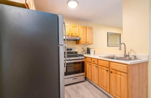 Fair Haven Casa | Gorgeous Waterfront 2:1 - 2 houses in 1 building.