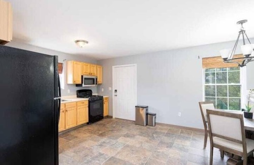 Fair Haven Casa | Gorgeous Waterfront 2:1 - 2 houses in 1 building.