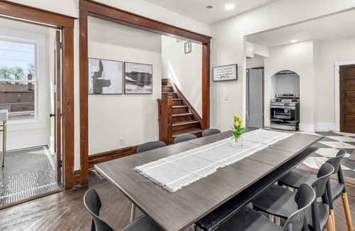 Detroit Casa | Gorgeous West Village Stunner 5 Bedroom Home by RedAwning