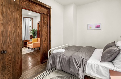 Detroit Casa | Gorgeous West Village Stunner 5 Bedroom Home by RedAwning