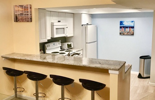Wildwood Crest Condominio | ¡Magnífico condominio frente al mar WW Crest con vista al mar y piscina! ¡Las comodidades en abundancia!