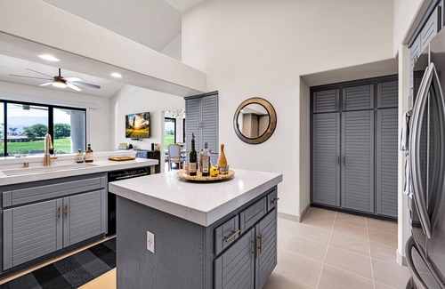 La Quinta Condominio | Gorgeously Remodeled 3 Bedroom, 3 Bath Condo With Lake Views