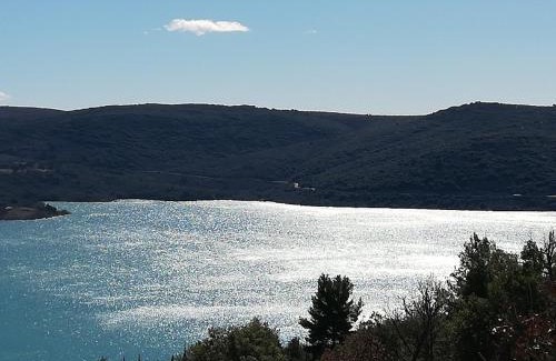 Sainte-Croix-du-Verdon Otro | GORGES DU VERDON CAMPING 3 etoiles PROCHE DU LAC DE STE CROIX NBRES ACTIVITES NAUTIQUES RANDONNEES ENTOURE DE CHAMPS DE LAVANDES 4 PERS