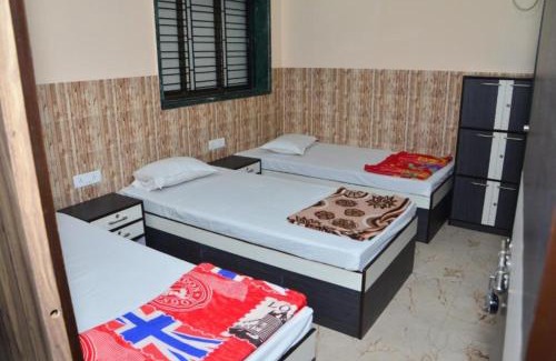 Kolkata Casa | Goroomgo Dev Guest House Howrah, Kolkata