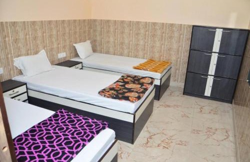 Kolkata Casa | Goroomgo Dev Guest House Howrah, Kolkata