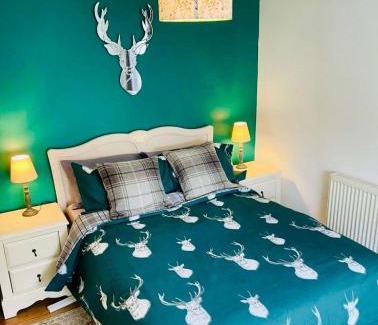Llanarth Casa | Gorwel, Spacious 3 Bedroom Cottage near the Beach