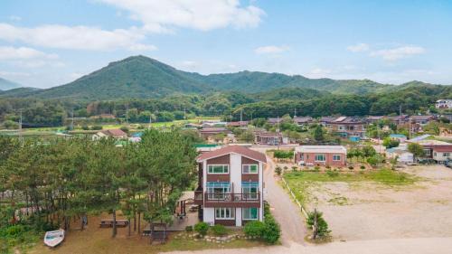 Goseong-gun Casa | Goseong Omaju Pension