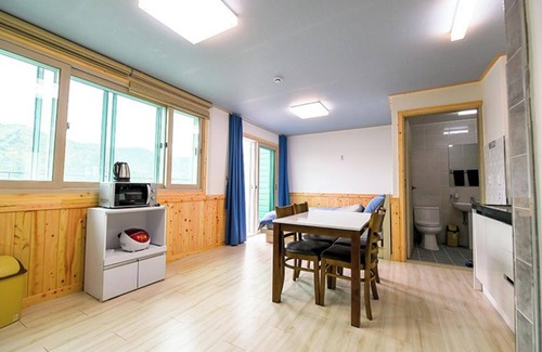 Tonmak Casa | Goseong San Deul Bada Pension