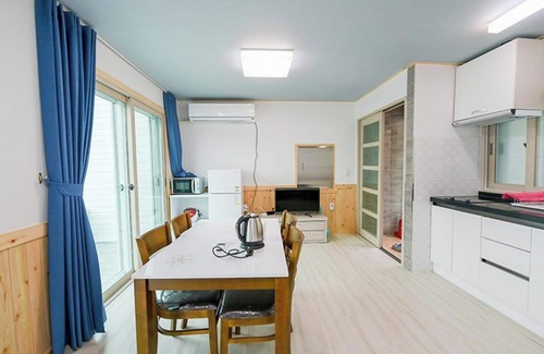 Tonmak Casa | Goseong San Deul Bada Pension