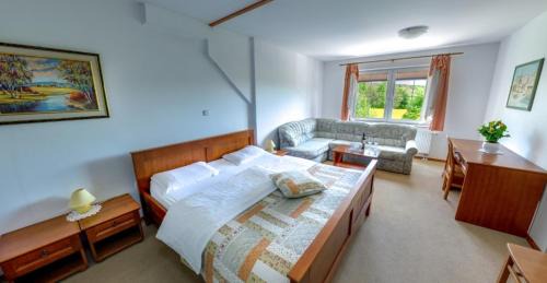 Ljutomer Casa | Gostišče - Guest house STARI HRAST