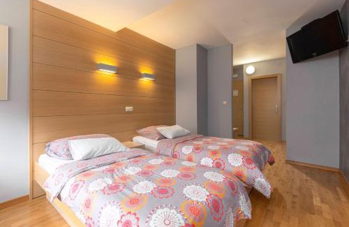 Hotavlje Casa | Gostilna Lipan